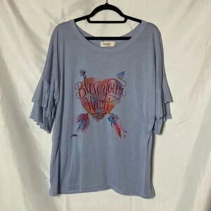 Wanderer bless your heart with ruffle‎ sleeve top